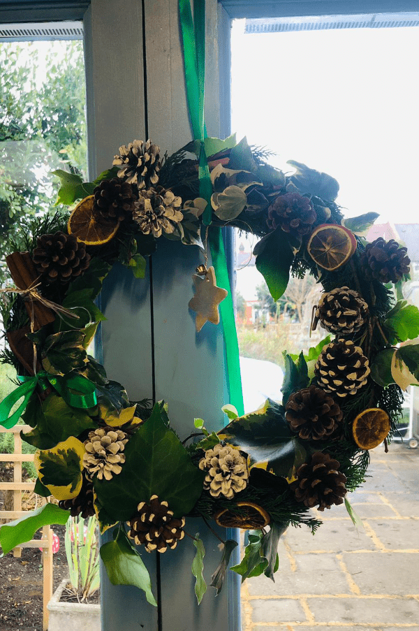 Christmas Crafting: Make your own Wreath